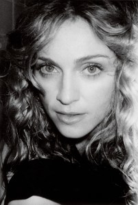 1998_Madonna_by_Mario_Testino_for_Vanity_Fair