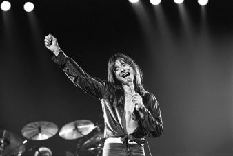 steveperry.jpg